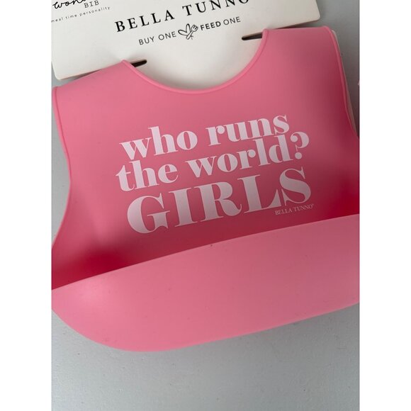 Bella Tunno Pink Wonder Who Runs The World Girls Bib & Happy Snacker Set NWT - Picture 2 of 7